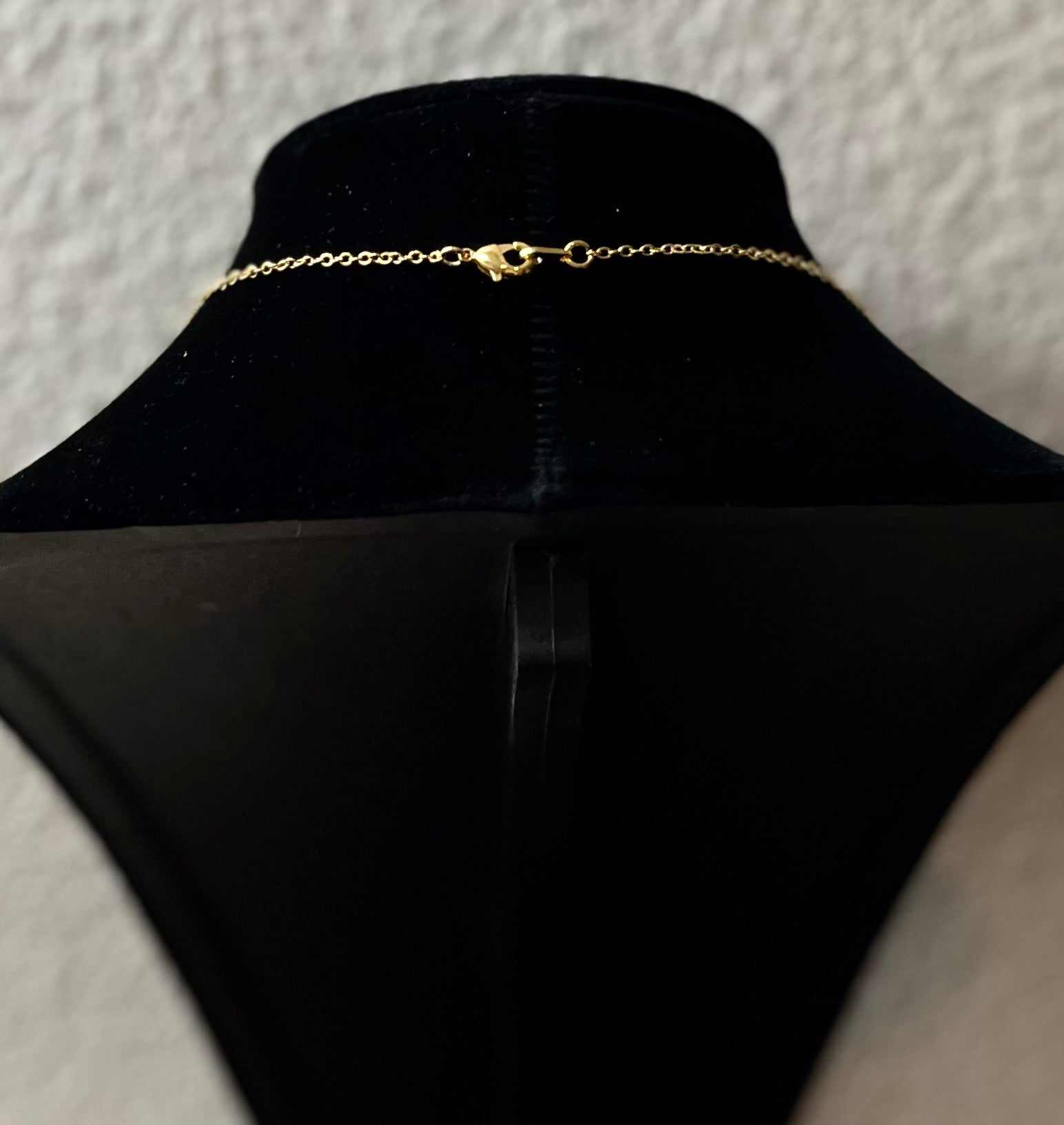 Gold Necklace – 16K Faith Pendant with Daisies and Cross